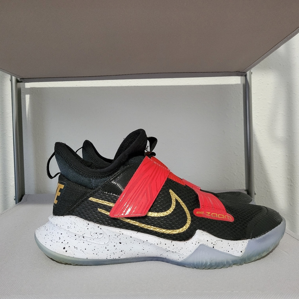 Nike Zoom Flight GS 'Black University Red'Basketb